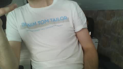 hunting_007 online show from 02.25.25