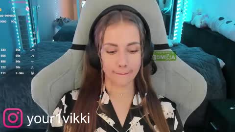 Vika online show from 02.20.25