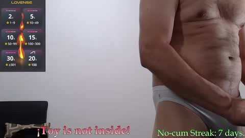 Snapshot of hxmister chatting on 03.02.25 Andrew online show from 03.02.25