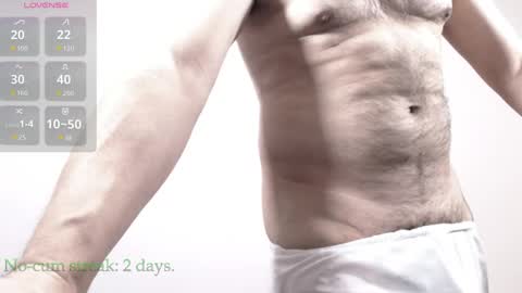 Snapshot of hxmister chatting on 10.13.25 Andrew online show from 10.13.25