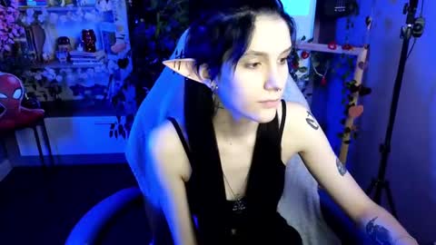 Snapshot of hyeon_jin chatting on 02.17.25 Hyeon Jin online show from 02.17.25