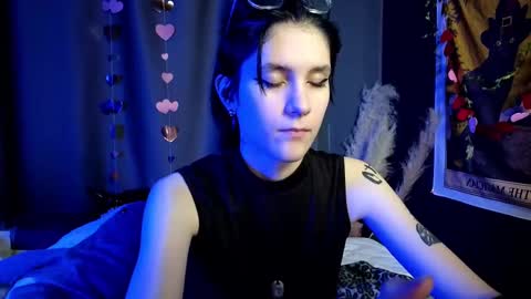 Snapshot of hyeon_jin chatting on 02.24.25 Hyeon Jin online show from 02.24.25