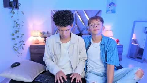 Son Hyunjin online show from 10.30.25