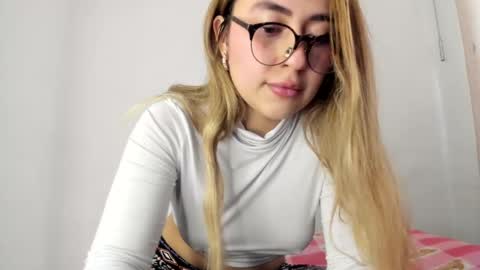 Hyun Joo online show from 09.15.25