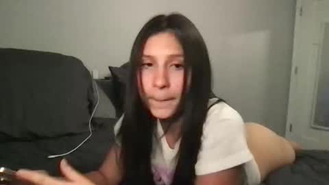 hyunluv online show from 04.25.26