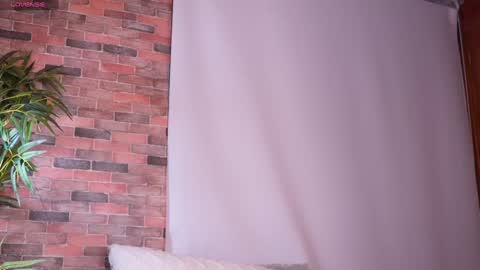 Lucy online show from 02.08.25