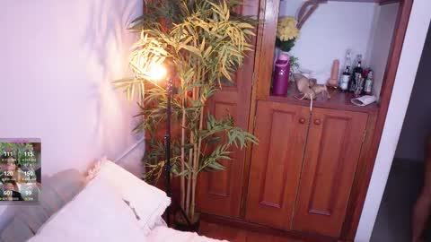 Lucy online show from 12.21.25