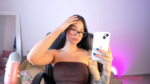 Helloouu im  Abigail call me Abi  MY NEW SHEDULE  IS 1030PM online show from 01.31.25