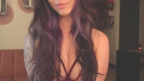 Lana Banana online show from 04.20.26