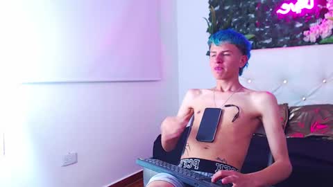 iam_lukas__ online show from 10.10.25