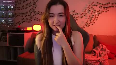 Meg  online show from 10.20.25