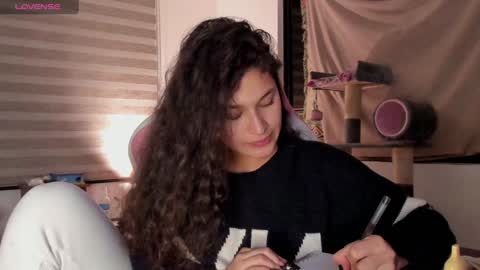 Snapshot of iam_nikki chatting on 01.15.25 On instagram Imm NikkiHelp me reach 100 likes online show from 01.15.25