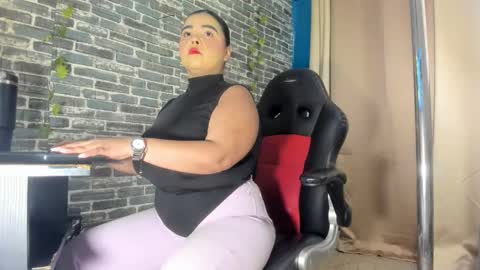 Snapshot of iam_samy chatting on 10.22.25 Samy online show from 10.22.25