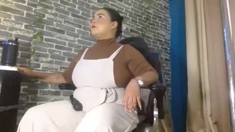 Snapshot of iam_samy__ chatting on 10.02.25 Samy online show from 10.02.25