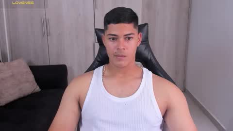 Dylan  independent model  online show from 09.18.25