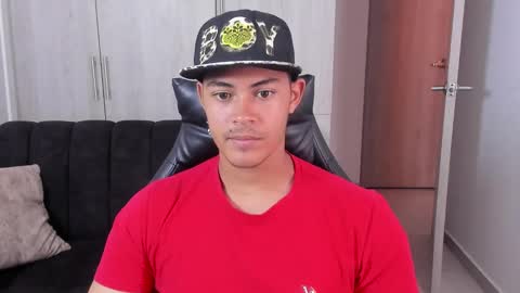 Dylan  independent model  online show from 10.09.25