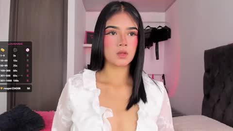    online show from 02.05.25