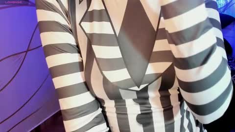 Nayuta online show from 01.27.25