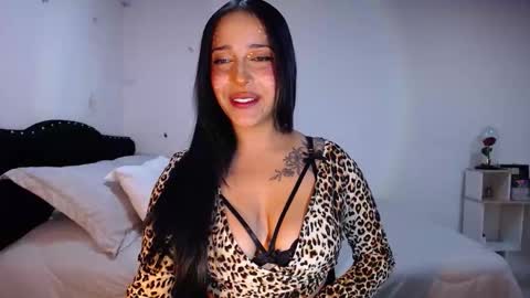 Camila online show from 10.14.25