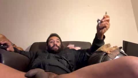 iamtheone403 online show from 10.21.25