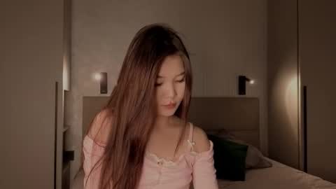 iamyuki_ online show from 10.20.25