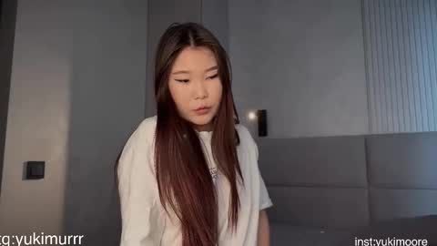 iamyuki_ online show from 02.22.26