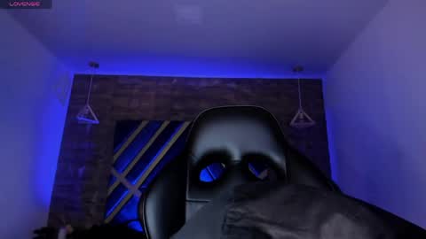 IAN CASTILLO online show from 04.20.26