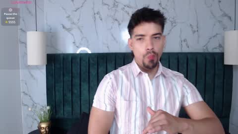 Ian Davis online show from 01.15.25