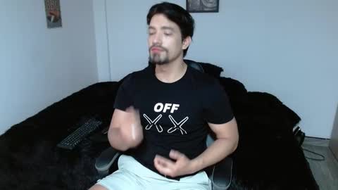 Ian Davis online show from 11.11.25