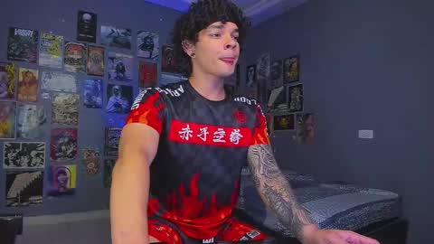 Snapshot of ian_versace chatting on 11.13.25 Andres online show from 11.13.25