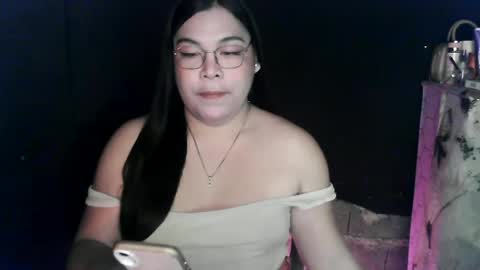 Snapshot of iana_whorexxx chatting on 06.17.26 iana online show from 06.17.26