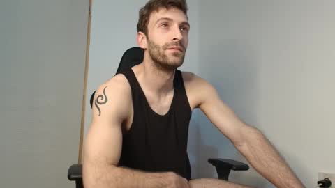 Snapshot of ianandersson27 chatting on 03.29.26 Ian Andersson online show from 03.29.26