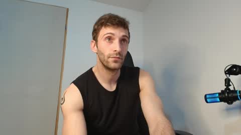 Snapshot of ianandersson27 chatting on 04.08.26 Ian Andersson online show from 04.08.26