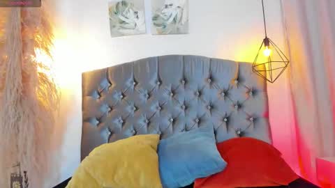 ian  online show from 10.21.25