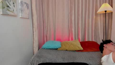 Snapshot of iangel_ chatting on 02.18.26 ian online show from 02.18.26