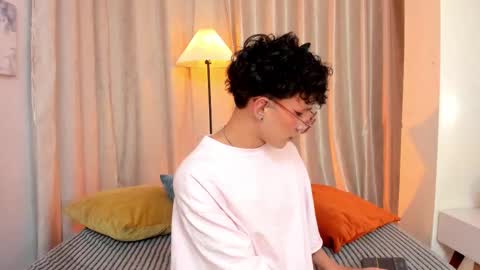 Snapshot of iangel_ chatting on 02.24.26 ian online show from 02.24.26