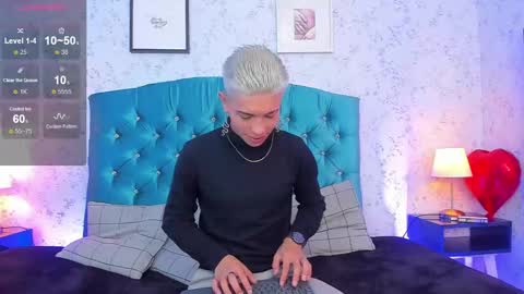 Snapshot of ianwayne_ chatting on 02.11.25 Andrew online show from 02.11.25