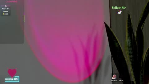 Snapshot of ice_princess__ chatting on 10.09.25 Crystall online show from 10.09.25