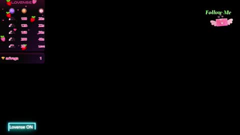 Snapshot of ice_princess__ chatting on 10.31.25 Crystall online show from 10.31.25