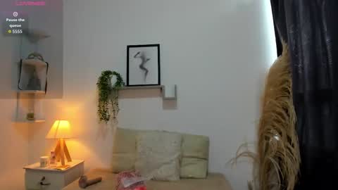 Snapshot of ice_y_abigail chatting on 11.11.25 ice_y_abigail online show from 11.11.25