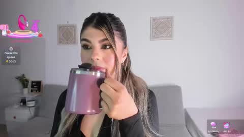 ice_y_abigail online show from 12.03.25