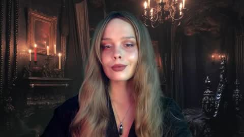 Nina online show from 09.28.25