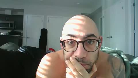 icecreammanx online show from 12.17.25