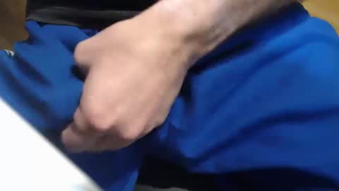 icky_thumps online show from 02.01.25