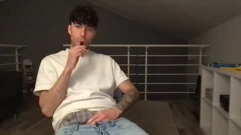 icyninesix online show from 02.04.25
