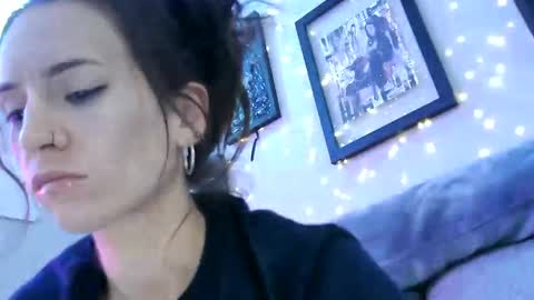 Snapshot of icyspice chatting on 10.03.25 icyspice online show from 10.03.25