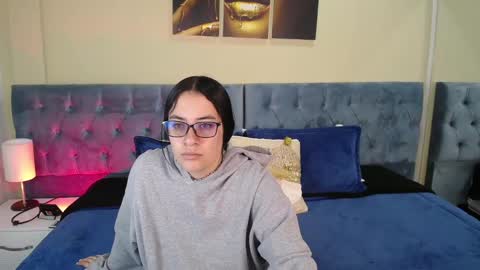 Icy online show from 12.06.24