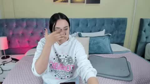 Icy online show from 01.28.25