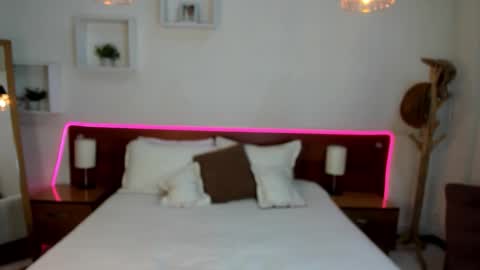 Icy online show from 09.16.25