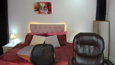 Icy online show from 10.22.25